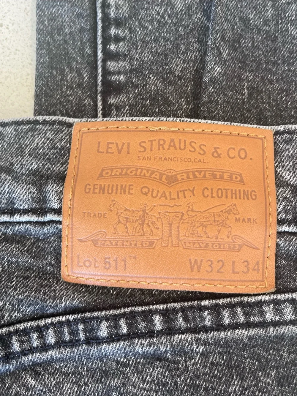 Levis slim men